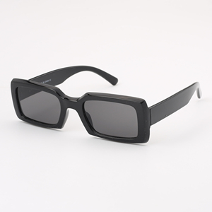 2025 Tendencia OEM Moda Gafas de sol estrechas UV400 Lente de protección Pantone Color disponible Marco de plástico - Product Image 1