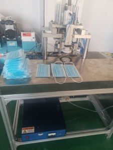 Günstige automatische <span class=keywords><strong>3</strong></span> ply ohr schleife maske schweißen maschine - Product Image 5