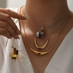 Joyería 18K chapado en oro geométrico gran lágrima gota en forma de U collar de acero inoxidable grueso gota de agua colgante collar - Product Image 1