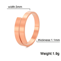 Bague double nom gravée personnalisée Bande réglable en acier inoxydable Lettres minimalistes personnalisées Bague à empiler pour femmes