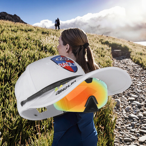 Gorra de Béisbol con Lentes de Sol Polarizadas Rojas de PC, Diseño Nuevo 2021, para Deportes al Aire Libre - Product Image 3