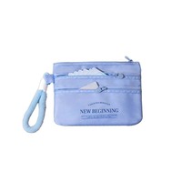 Portefeuille de voyage multi-poches à 3 fermetures éclair en tissu Oxford avec dragonne moelleuse et mignonne, porte-cartes portable pour passeport et documents – Vente en gros