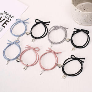 Conjunto de Pulseras de Pareja con Candado y Llave, Regalo de San Valentín, Personalizadas, de Cuerda de Algodón Tejida, Ajustables, con Dije de Corazón Magnético - Product Image 2