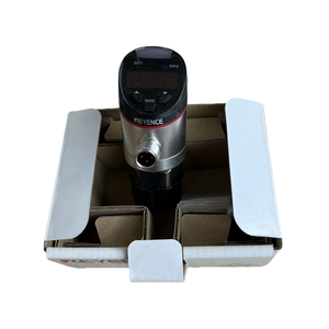 Jauge à capteur numérique GP-M250 0-25MPa IP67 M12 IO-Link avec boîtier en acier inoxydable pour applications hydrauliques robustes - Product Image 2