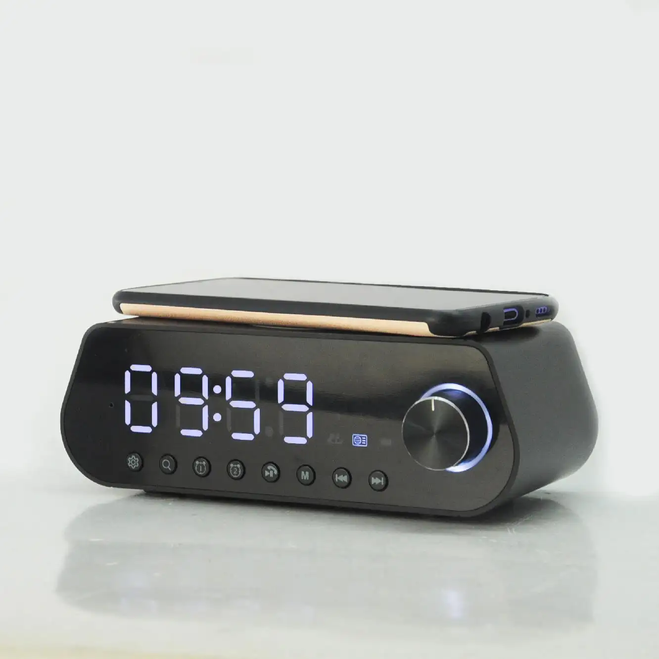 Multifuncional portátil Mini carga inalámbrica Digital Led despertador Bt altavoz con Radio Fm