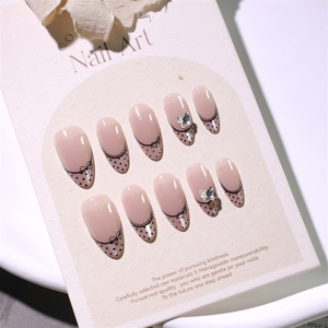 Faux ongles en acrylique de haute qualité, courts, forme amande, à pois noirs, à presser, vente en gros - Product Image 3