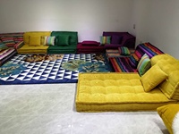 Canapé modulaire bas coloré de style français moderne rouge romantique pour salon, matelas, pouf