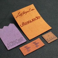 Étiquette en cuir suédé personnalisée à bas prix avec logo en relief pour casquette de camionneur, étiquette en cuir à coudre pour vêtements, à repasser sur les chaussures