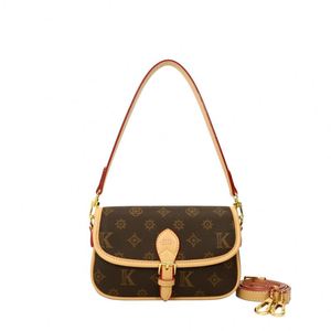 Fashionable Lady's PU Handbag with Polyester Lining Portable & Design. High Quality <b>Square</b> Shape for Daily Use - Product Image 5
