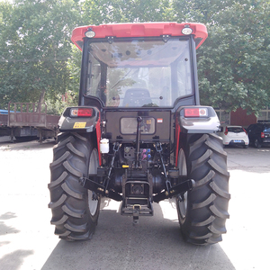 Tractor Agrícola Premium YTO 4WD de Servicio Pesado con Cargador y Accesorio de Excavadora para Operaciones Agrícolas Versátiles - Product Image 4