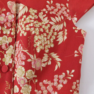 Camicetta da donna personalizzata 2026 con stampa floreale a maniche corte, top oversize con bottoni e scollo a V, OEM/ODM dalla fabbrica cinese - Product Image 4