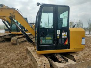 Mini-excavatrice compacte multifonctionnelle d'occasion CAT 305.5E2 avec moteur C2.4 DI pour la vente en gros - Product Image 6