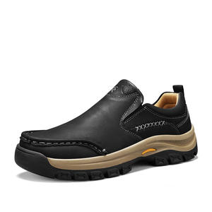 Mocassins en cuir de vachette marron pour hommes, chaussures décontractées en cuir véritable, inspirées de l'Italie, personnalisables - Product Image 1