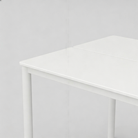Table de salle à manger extérieure en aluminium durable, légère et moderne de luxe pour hôtel et cour