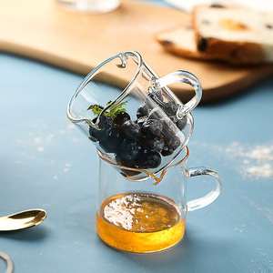 Mini carafe à lait en verre à double bec avec poignée et infuseur pour thé, café, fête, couleur unie 523 - Product Image 1