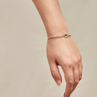 Fabricant d'assurance commerciale en argent Sterling 925 plaqué or 18k, menottes, bracelet nœud, bracelet pour femmes