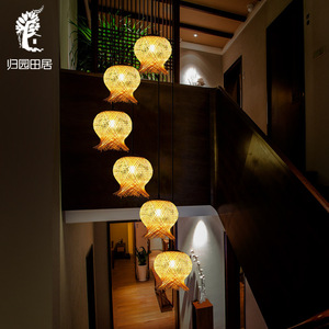 โคมไฟห้อยเพดานทรงกลมแบบหัวเดียว ทำจากไม้ไผ่สาน ใช้หลอดไฟ LED E27 เหมาะสำหรับร้านกาแฟ เคาน์เตอร์บาร์ และสถานที่พักผ่อน - Product Image 4