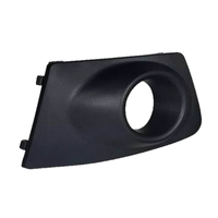 Couvercle de phare antibrouillard de pièces automobiles pour Mitsubishi L200 2010 2012 2013 2014 2015 2016