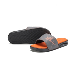 Henghao pantofole <span class=keywords><strong>con</strong></span> nome personalizzato su misura due <span class=keywords><strong>fasce</strong></span> di schiuma scivoli sandali pantofole Custom scivoli pantofole <span class=keywords><strong>con</strong></span> schiuma morbida all'interno - Product Image 4