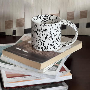 แก้วมักเซรามิกสไตล์นอร์ดิก,แก้วทรงแบนสีแดงถ้วยน้ำเซรามิกสำหรับตกแต่งของขวัญแก้วดื่มน้ำสำหรับเด็กผู้หญิง - Product Image 1