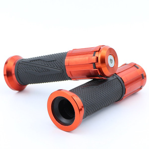 Accessoires de moto : Poignées et manchons de guidon en caoutchouc modifiés pour scooters Fuxi Qiaoge - Product Image 1