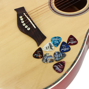 Großhandel Neue Herzförmige 0,46-0,81mm Kunststoff-Gitarrenplektren für Gitarre, Bass, Ukulele & <span class=keywords><strong>Zither</strong></span> - Product Image 3