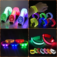 Bracelet LED avec logo personnalisé pour événement-Réglable, lumineux. Idéal pour la fête, la danse, les feux d'artifice, les cadeaux, les costumes et les friandises