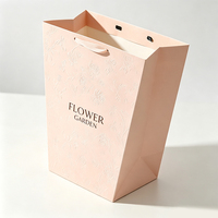 Bolsa de Mano Trapezoidal para Flores, con Estampado Dorado, para el Día de San Valentín, Caja de Embalaje para Ramos, Suministros para Floristas, Fabricante Mayorista
