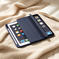 Étui pour tablette en cuir TPU à trois volets avec support pour stylet, compatible avec la fonction veille/réveil automatique pour iPad Air 6 et iPad Pro 2024 11/13 pouces.