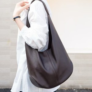 กระเป๋าหนังฟูลเกรน กระเป๋าหนังแท้เนื้อนุ่ม กระเป๋าทรง<span class=keywords><strong>พระ</strong></span>สงฆ์ ความจุขนาดใหญ่ สไตล์เกาหลี กระเป๋าถือระดับไฮเอนด์ กระเป๋าสะพายไหล่เดี่ยวแบบมีซิป - Product Image 1