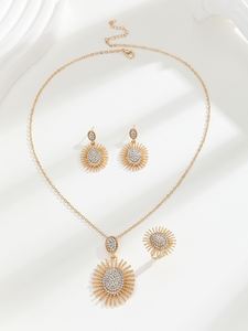 Conjunto de Lujo de Tres Piezas de Acero Inoxidable para Mujer, con Colgante de Girasol Geométrico con Circonitas y Diamantes, para Bodas, Fiestas y Regalos - Product Image 3