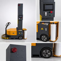 Machine d'emballage extensible automotrice capable d'emballer les marchandises en déplacement.