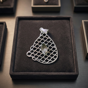 Pendentif en argent sterling fait main de haute qualité, en forme de goutte d'eau, avec améthyste verte naturelle, bijoux de fiançailles, chaîne serpent, minimaliste - Product Image 3