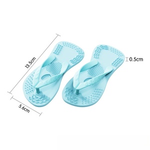 Juguete Masticable de Silicona con Forma de Chancla y Diseño de Corazón para Perros, el Más Vendido, para Aliviar el Estrés y Limpiar los Dientes, Duradero - Product Image 4