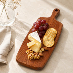 Tabla de cortar larga de madera de ébano premium con orificio para colgar, tabla de cortar estrecha de madera para servir pan y <span class=keywords><strong>queso</strong></span> - Product Image 4