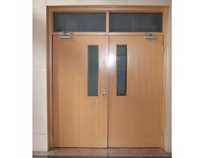 Porte coupe-feu en bois de style européen avec panneau de <span class=keywords><strong>vision</strong></span> vitré, porte coupe-feu pour hôtel, école - Product Image 1