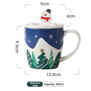 Tasses à café en céramique de Noël avec couvercles, motif couple de rennes et bonhomme de neige, fabriquées en Chine - Product Image 2