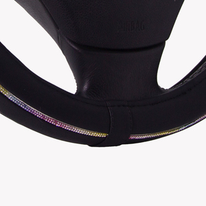 Funda de Volante de Coche Universal de PVC con Pedrería Brillante y Elegante, de Tres Radios, de Felpa Corta y Color Sólido, Marca Air Space - Product Image 4