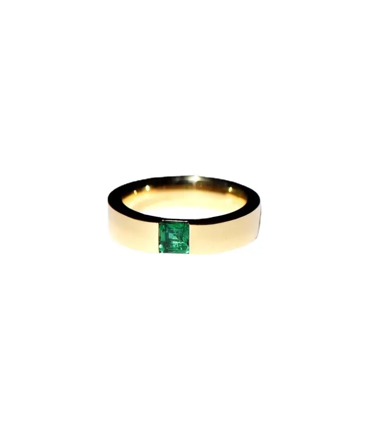 Moda nuevo anillo chapado en oro de circón Esmeralda hombres y mujeres Simple Popular Instagram nicho diseño anillo