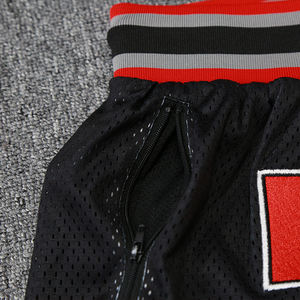 Pantalones cortos de baloncesto de malla para jóvenes Pantalones cortos deportivos vintage de estilo callejero personalizados - Product Image 3