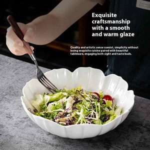 Ciotola di loto di porcellana di fascia alta Set di stoviglie monouso bianco puro con elegante forma di loto per ristoranti privati hotel club - Product Image 3