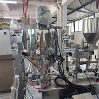Machine de remplissage de sachets de miel 5g 10g 15g, Ensacheuse verticale automatique pour liquides, à scellage 3/4 côtés