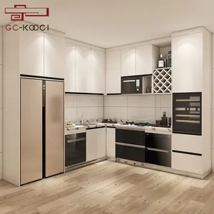 完全にカスタマイズされたキッチンキャビネットは、設計図に従って、または設計を支援します