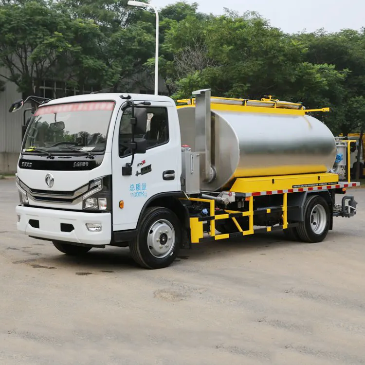 DongFeng 7000 liter Distributor aspal emulsifikasi truk penyemprot Bitumen