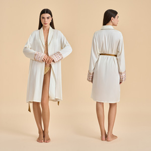 Robe de chambre longue en satin de luxe sans col pour femmes grandes tailles, manches longues, printemps automne, robe ample, kimono, vêtements de maison, vêtements de détente, uni teint - Product Image 6