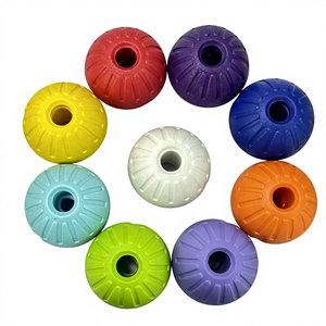 Giocattoli da Masticare per Animali in Schiuma EVA da 7cm, Palla Ecologica per Cani con Foro Centrale, per Uso Interno/Esterno, per Tutte le Festività - Product Image 1