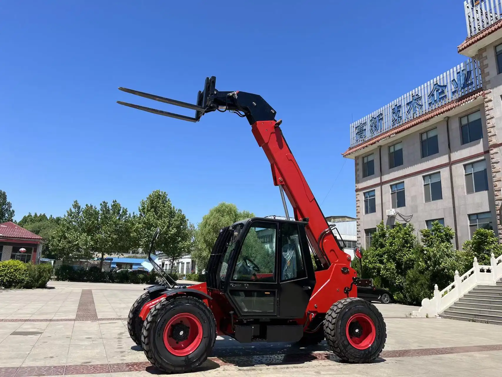 3 Ton Capacity 4X4 Telescopic Boom Forklift 7 metwers for sale