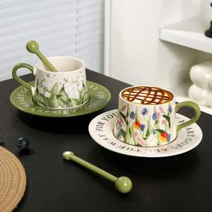 Ensemble tasse et soucoupe à café en céramique peintes à la main, tasse à latte de niche, ensemble de tasses exquises pour le thé de l'après-midi - Product Image 2