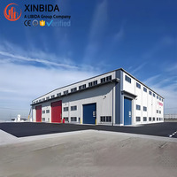 Structure en acier robuste pour hangar industriel, poutre en H soudée Q355B avec homologation CWB pour utilisation en atelier