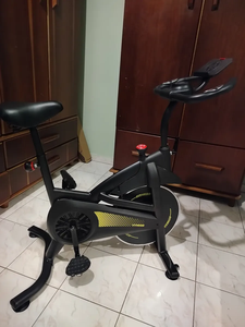 Bicicleta de <span class=keywords><strong>Spinning</strong></span> Estática TODO para Interiores con Volante de Inercia de 4KG, <span class=keywords><strong>Asiento</strong></span> y Manillar Ajustables, Monitor LCD, Bicicleta Fija para Gimnasio y Fitness - Product Image 3
